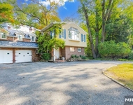 Unit for rent at 43 Spring Valley, Paramus, NJ, 07652