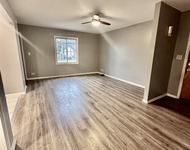 Unit for rent at 1702 W Oakton Street, Arlington Heights, IL, 60004