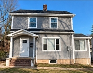 Unit for rent at 143 Morris Ave, Summit City, 07901-5519