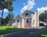 Unit for rent at 796 Allwood, Clifton, NJ, 07012