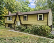 Unit for rent at 32 Woodhaven Drive, Burlington, CT, 06013