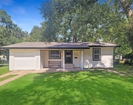 Unit for rent at 121 Wisteria Street, Lake Jackson, TX, 77566