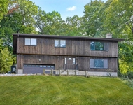 Unit for rent at 15 Round Hill Drive, Briarcliff Manor, NY, 10510