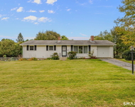 Unit for rent at 3 Hilltop Terrace, Waterford, CT, 06385