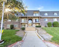 Unit for rent at 866 Cider Lane, Prospect Heights, IL, 60070