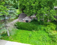 Unit for rent at 509 N Washington Street, Westmont, IL, 60559
