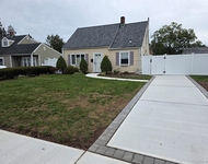 Unit for rent at 31 Poppy Lane, Levittown, NY, 11756