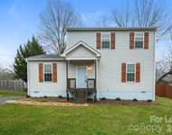 Unit for rent at 42 3rd Street, Cramerton, NC, 28032