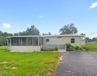 Unit for rent at 100 Mangels Drive, Interlachen, FL, 32148
