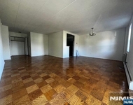 Unit for rent at 77 Prospect, Hackensack, NJ, 07601