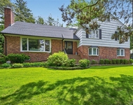 Unit for rent at 112 The Intervale, Roslyn Estates, NY, 11576