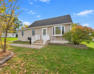 Unit for rent at 9 E Washington Street, Round Lake Park, IL, 60073