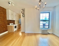 206 Scholes St - Photo 1
