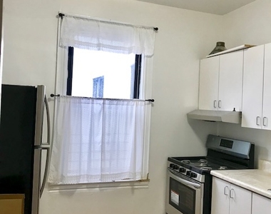 31-42 42nd Street Unit 3 - Photo Thumbnail 2