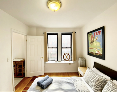 329 East 94th Street - Photo Thumbnail 0