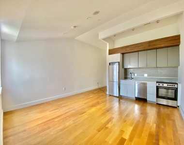 1002 Bushwick Avenue - Photo Thumbnail 3