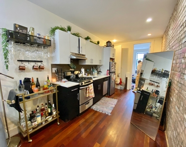 1013 Pacific Street - Photo Thumbnail 1