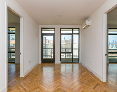 321 Wythe Place - Photo Thumbnail 0