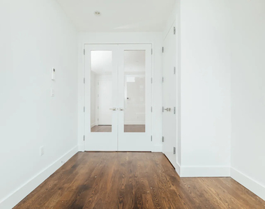 1234 Bedford Avenue - Photo Thumbnail 7