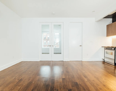 1234 Bedford Avenue - Photo Thumbnail 3
