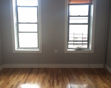 816 Knickerbocker Ave - Photo Thumbnail 1