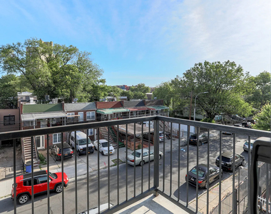 668 Rutland Road - Photo Thumbnail 8