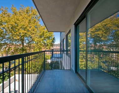 8 Fairview Place - Photo Thumbnail 11