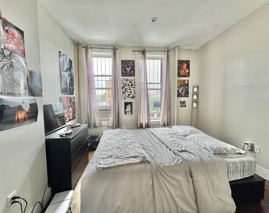 120 Grattan Street - Photo Thumbnail 1