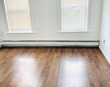 624 Lafayette Avenue - Photo Thumbnail 5