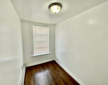 624 Lafayette Avenue - Photo Thumbnail 3