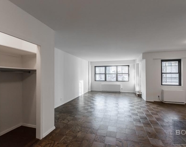 401 East 88th Street - Photo Thumbnail 0