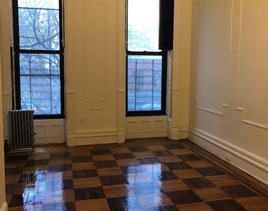 44 Lefferts Place - Photo Thumbnail 2