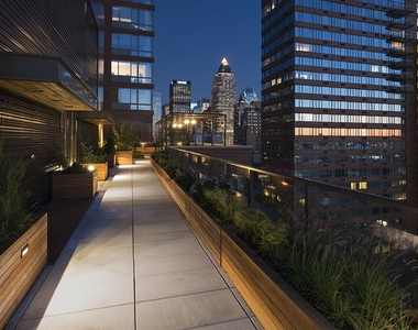 525 West 52nd Street  - Photo Thumbnail 6