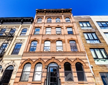 221 Pulaski Street - Photo Thumbnail 0