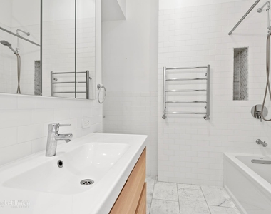 208 Lenox Avenue - Photo Thumbnail 9