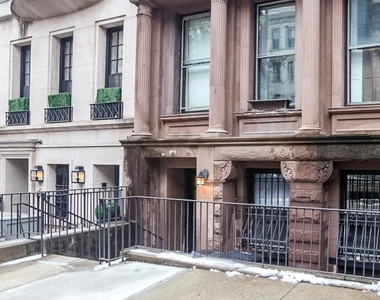 15 East 94th Street - Photo Thumbnail 5