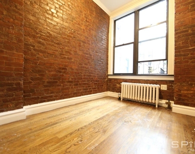 410 East 13th Street - Photo Thumbnail 9