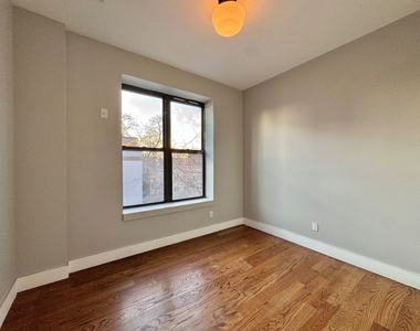 663 Hancock Street - Photo Thumbnail 3