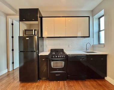663 Hancock Street - Photo Thumbnail 1