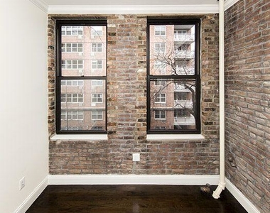 East 74th Street - Photo Thumbnail 2