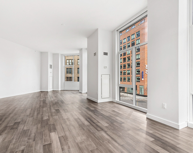 475 Greenwich Street - Photo Thumbnail 8