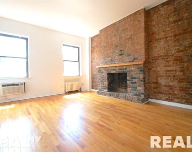 184 Bleecker Street - Photo Thumbnail 0