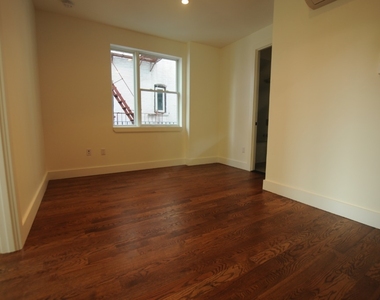 2514 Cortelyou Rd - Photo Thumbnail 1