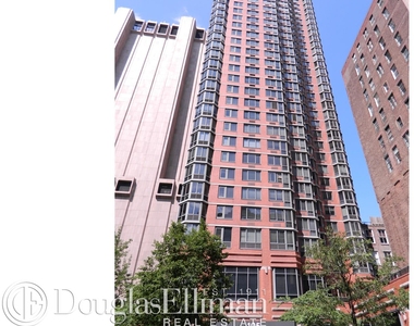 105 Duane St - Photo Thumbnail 21