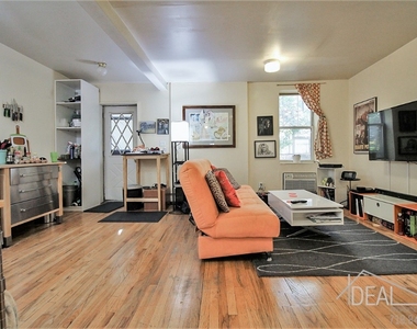 86 Bergen Street - Photo Thumbnail 1