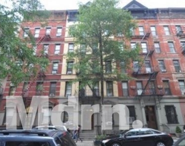 East 83rd Street - Photo Thumbnail 0