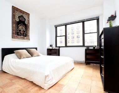 345 East 80th Street  - Photo Thumbnail 3