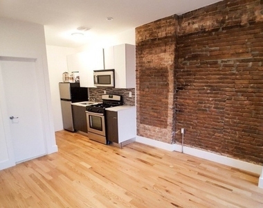 825 Putnam Avenue - Photo Thumbnail 0