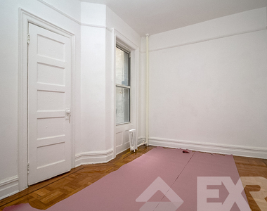 647 Flatbush Avenue - Photo Thumbnail 6