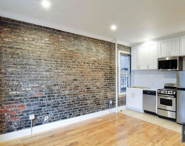 520 East 11th Street - Photo Thumbnail 1